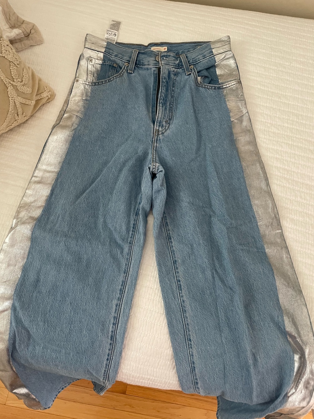 Levi’s Two-Tone Blue Denim Jeans with Silver Side Panels